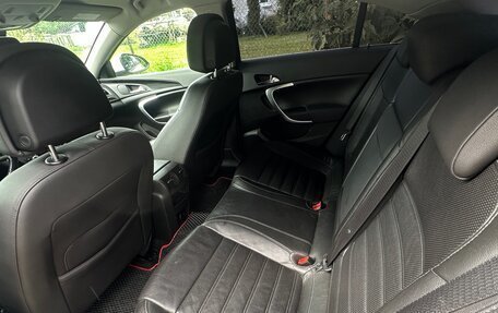 Opel Insignia II рестайлинг, 2011 год, 900 000 рублей, 18 фотография
