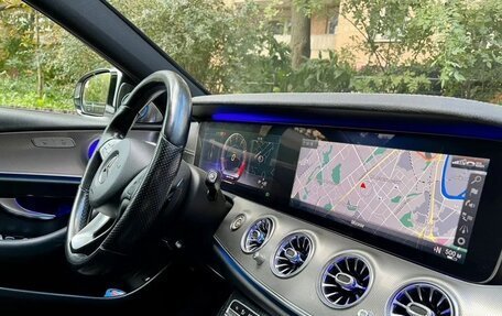Mercedes-Benz E-Класс, 2017 год, 2 700 000 рублей, 2 фотография