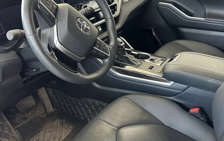 Toyota Highlander, 2024 год, 7 700 000 рублей, 14 фотография