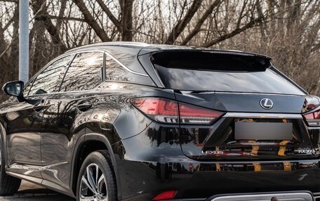 Lexus RX IV рестайлинг, 2021 год, 3 860 000 рублей, 4 фотография