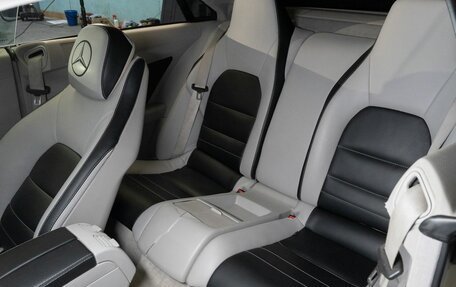 Mercedes-Benz E-Класс, 2011 год, 1 350 000 рублей, 16 фотография