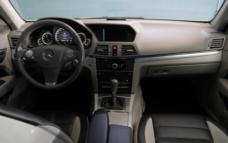 Mercedes-Benz E-Класс, 2011 год, 1 350 000 рублей, 19 фотография