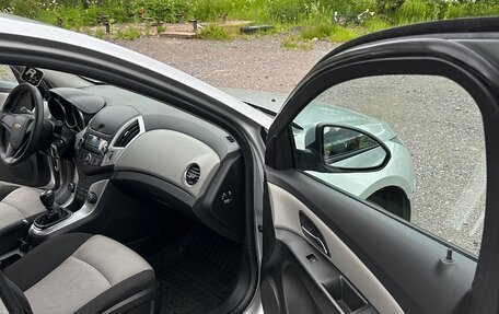 Chevrolet Cruze II, 2013 год, 695 000 рублей, 33 фотография