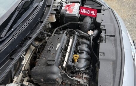 Hyundai Solaris II рестайлинг, 2012 год, 800 000 рублей, 15 фотография