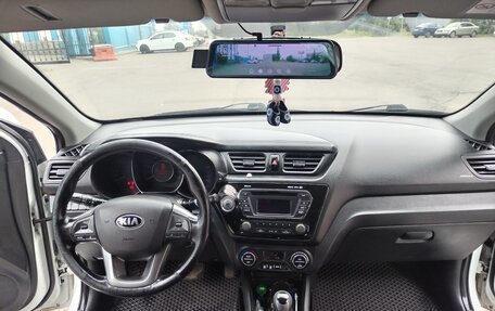 KIA Rio III рестайлинг, 2013 год, 650 000 рублей, 9 фотография