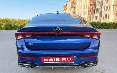 KIA K5, 2021 год, 2 350 000 рублей, 5 фотография