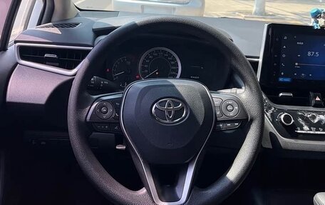 Toyota Corolla, 2022 год, 1 267 000 рублей, 10 фотография
