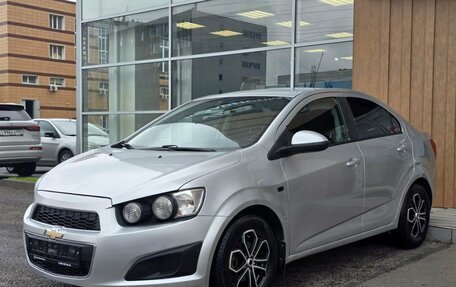Chevrolet Aveo III, 2012 год, 560 000 рублей, 3 фотография