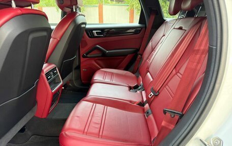Porsche Cayenne III, 2021 год, 7 847 000 рублей, 14 фотография