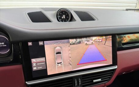 Porsche Cayenne III, 2021 год, 7 847 000 рублей, 27 фотография