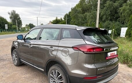 Geely Atlas, 2023 год, 2 250 000 рублей, 6 фотография