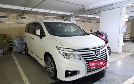 Nissan Elgrand III, 2020 год, 3 425 000 рублей, 27 фотография
