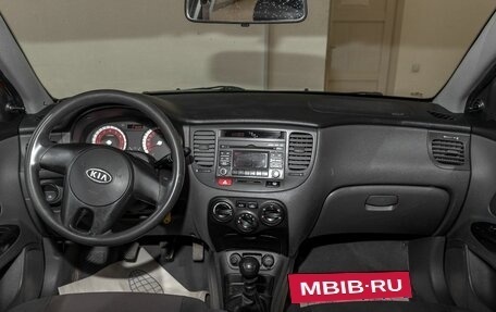 KIA Rio II, 2011 год, 736 000 рублей, 8 фотография
