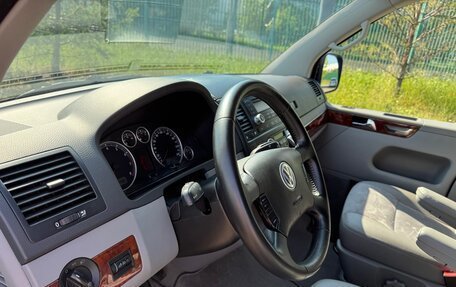 Volkswagen Multivan T5, 2006 год, 3 550 000 рублей, 15 фотография