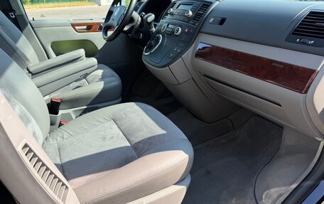 Volkswagen Multivan T5, 2006 год, 3 550 000 рублей, 22 фотография