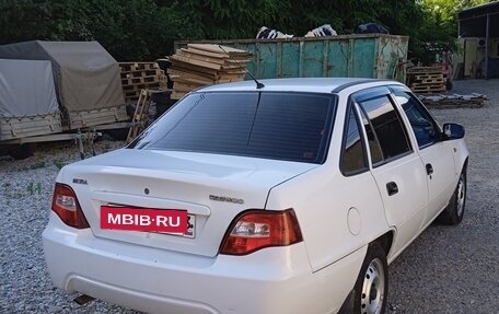 Daewoo Nexia I рестайлинг, 2011 год, 300 000 рублей, 4 фотография