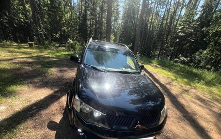 Mitsubishi Outlander III рестайлинг 3, 2007 год, 1 250 000 рублей, 9 фотография