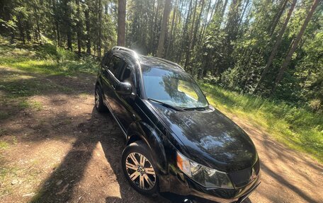 Mitsubishi Outlander III рестайлинг 3, 2007 год, 1 250 000 рублей, 12 фотография