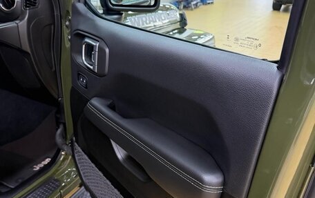 Jeep Wrangler, 2023 год, 6 350 000 рублей, 11 фотография