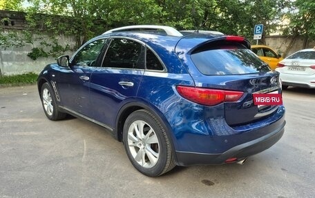 Infiniti QX70, 2014 год, 2 390 000 рублей, 5 фотография
