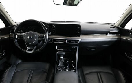 KIA K5, 2021 год, 2 680 000 рублей, 14 фотография
