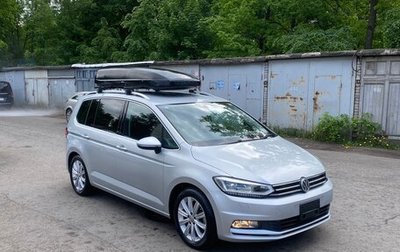 Volkswagen Touran III, 2015 год, 1 475 000 рублей, 1 фотография