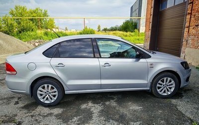 Volkswagen Polo VI (EU Market), 2013 год, 700 000 рублей, 1 фотография