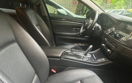 BMW 5 серия, 2014 год, 1 800 000 рублей, 9 фотография