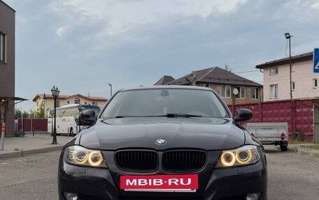 BMW 3 серия, 2011 год, 1 450 000 рублей, 2 фотография