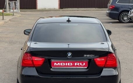 BMW 3 серия, 2011 год, 1 450 000 рублей, 3 фотография