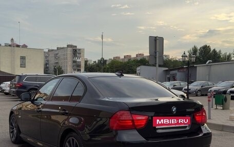 BMW 3 серия, 2011 год, 1 450 000 рублей, 14 фотография