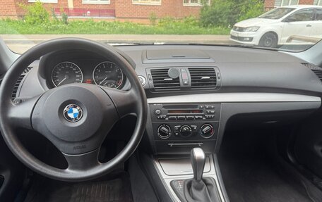 BMW 1 серия, 2011 год, 1 300 000 рублей, 16 фотография