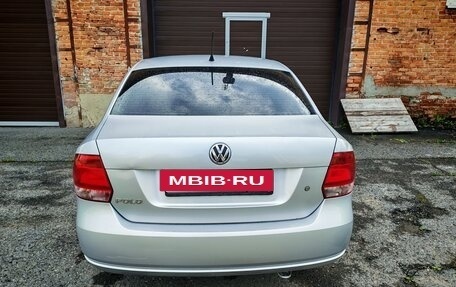 Volkswagen Polo VI (EU Market), 2013 год, 700 000 рублей, 2 фотография