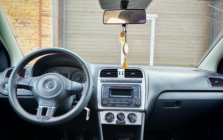 Volkswagen Polo VI (EU Market), 2013 год, 700 000 рублей, 9 фотография