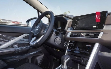 Mitsubishi Xpander, 2026 год, 2 680 000 рублей, 9 фотография