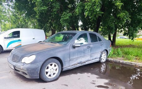 Mercedes-Benz C-Класс, 2000 год, 450 000 рублей, 2 фотография