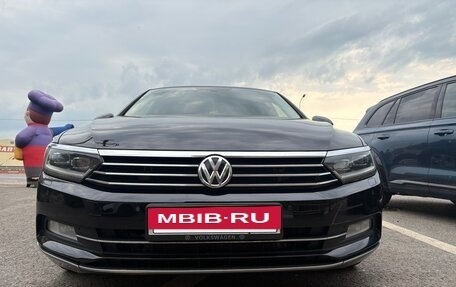 Volkswagen Passat B8 рестайлинг, 2016 год, 1 800 000 рублей, 8 фотография