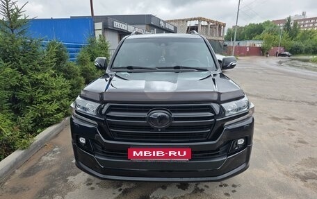 Toyota Land Cruiser 200, 2019 год, 7 650 000 рублей, 23 фотография