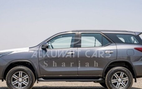 Toyota Fortuner II, 2026 год, 4 700 000 рублей, 8 фотография