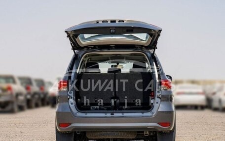 Toyota Fortuner II, 2026 год, 4 700 000 рублей, 9 фотография