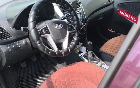 Hyundai Solaris II рестайлинг, 2011 год, 500 000 рублей, 10 фотография