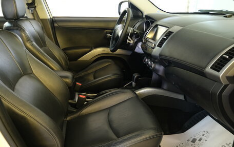 Mitsubishi Outlander III рестайлинг 3, 2011 год, 1 449 000 рублей, 19 фотография