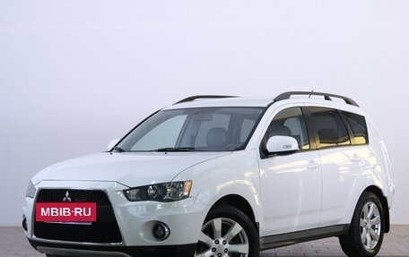 Mitsubishi Outlander III рестайлинг 3, 2011 год, 1 449 000 рублей, 4 фотография