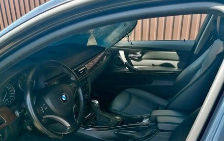 BMW 3 серия, 2009 год, 1 000 000 рублей, 4 фотография