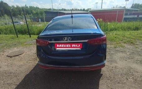 Hyundai Solaris II рестайлинг, 2021 год, 1 550 000 рублей, 4 фотография