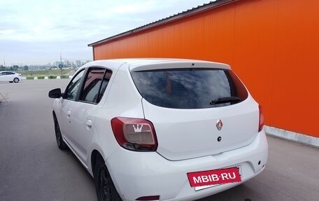 Renault Sandero II рестайлинг, 2016 год, 369 000 рублей, 3 фотография