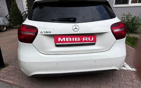 Mercedes-Benz A-Класс, 2015 год, 1 500 000 рублей, 11 фотография