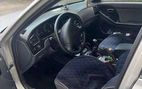 Hyundai Elantra III, 2002 год, 260 000 рублей, 6 фотография