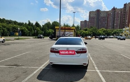 Toyota Camry, 2015 год, 1 600 000 рублей, 4 фотография