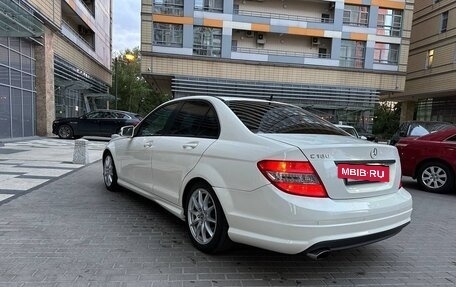 Mercedes-Benz C-Класс, 2010 год, 1 300 000 рублей, 6 фотография